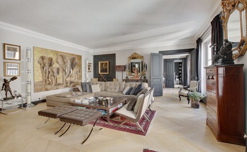 Apartment in Lorette-Martyrs, Paris 9e Arrondissement, Paris 1
