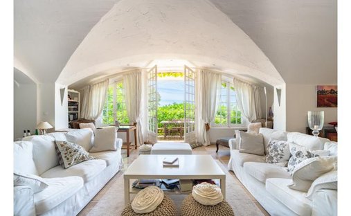 Villa in Mougins, Provence-Alpes-Côte d'Azur, France 1