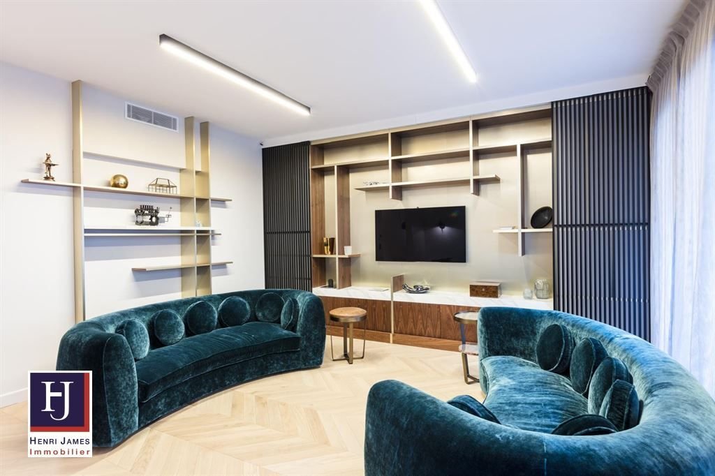 Apartment in Saint Gervais, Paris 4e Arrondissement, Paris 1 - 15869105