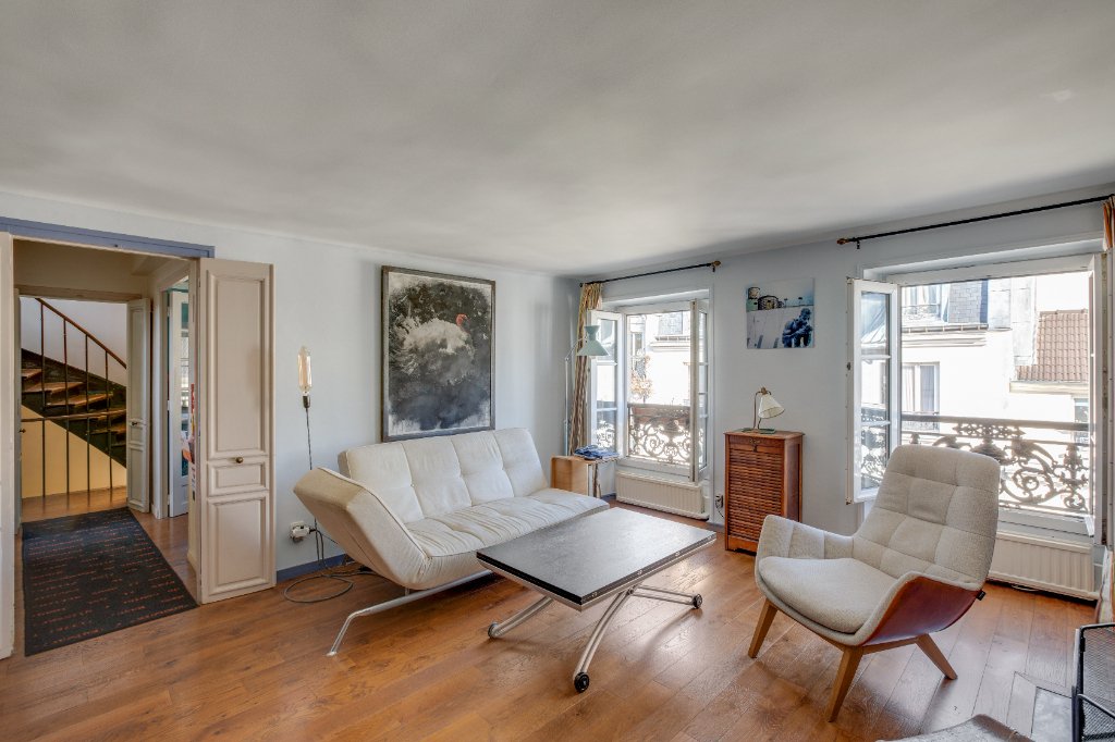 Apartment in Grange Aux Belles-Terrage, Paris 10e Arrondissement, Paris 3 - 15869372