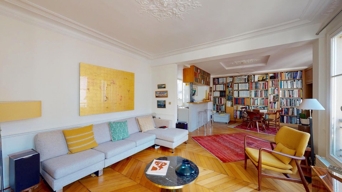 Apartment in Palais Royal, Paris 1er Arrondissement, Paris 4 - 15869982
