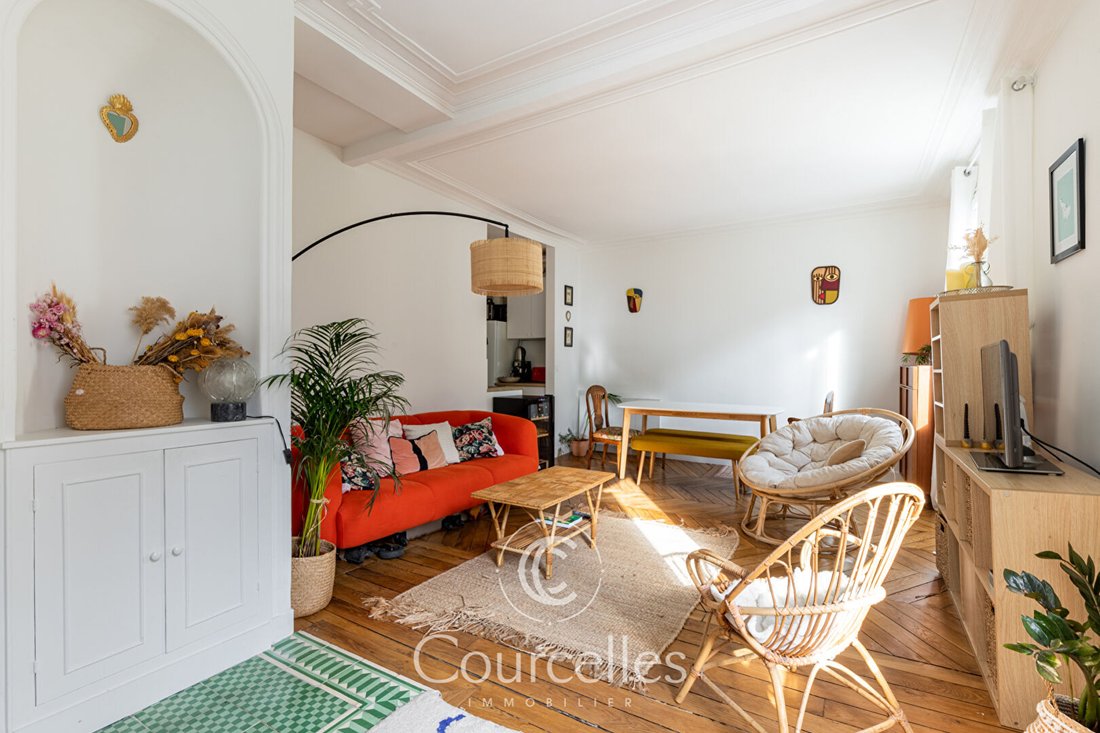 Apartment in Clignancourt-Jules Joffrin, Paris 18e Arrondissement, Paris 3 - 15868565