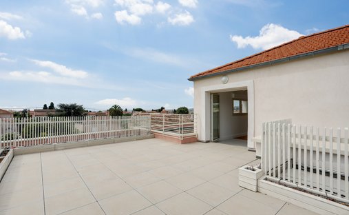 Apartment in Val Fleuri-Montaleigne, Cagnes-sur-Mer, France 1