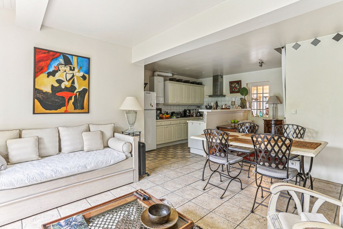 House in Arrondissement of Bobigny, Ile-de-France, France 5 - 15869507