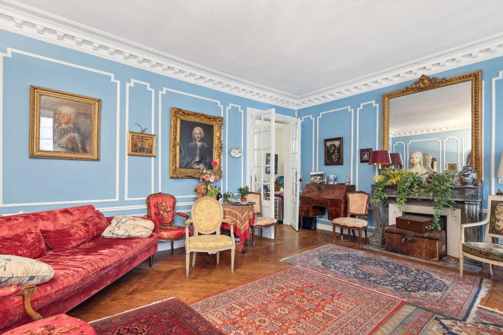 Apartment in Palais Royal, Paris 1er Arrondissement, Paris 4 - 15869839