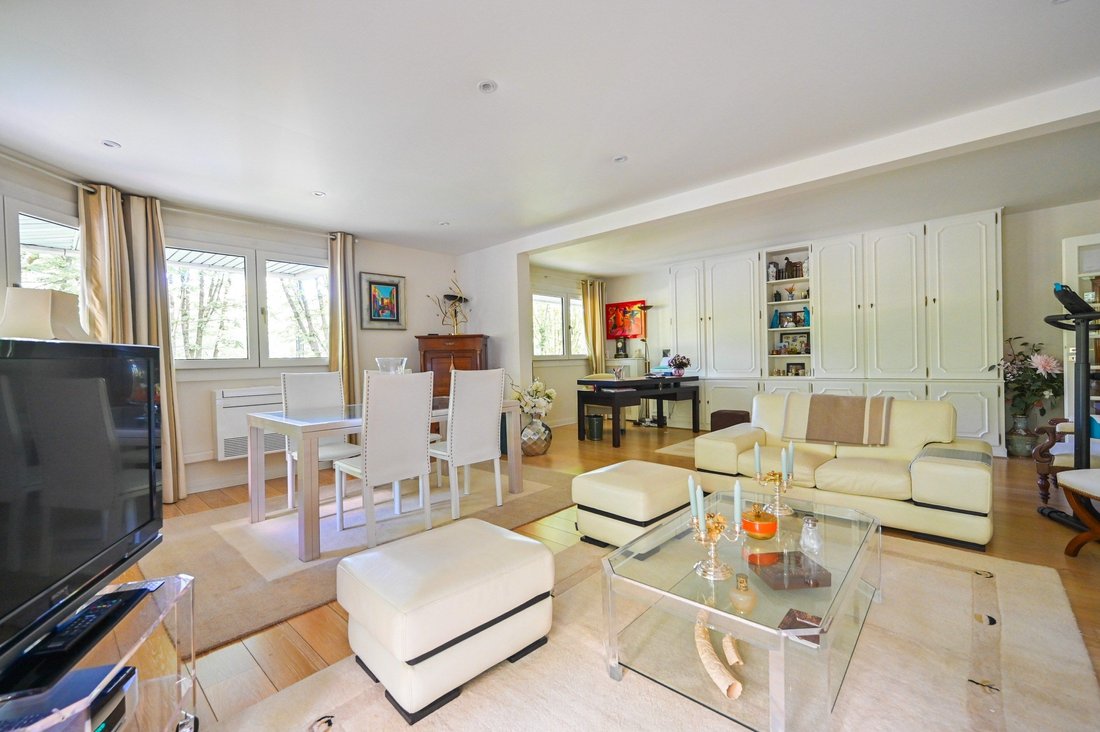 Apartment in Hôtel de Ville-Planchette, Levallois-Perret, France 3 - 15869176
