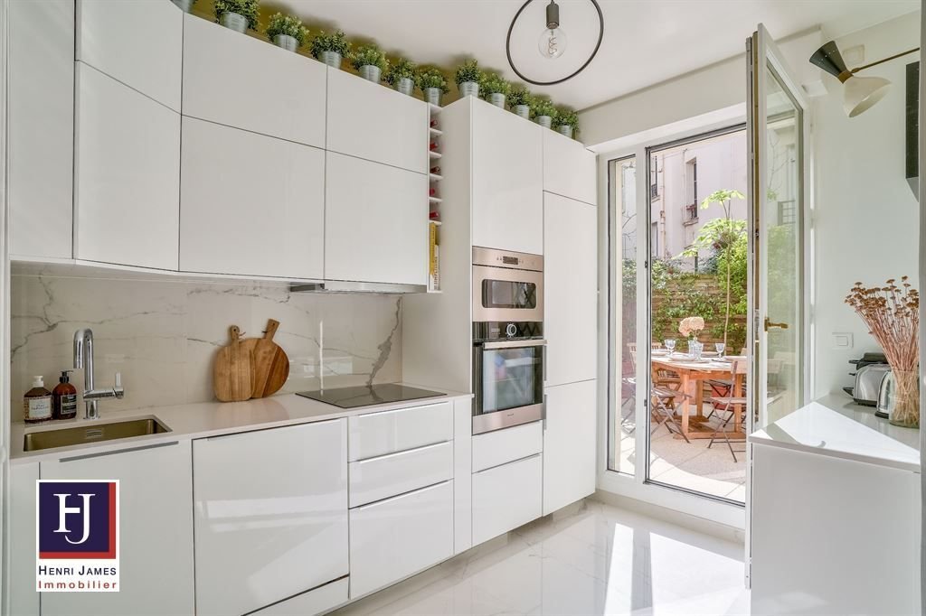 Apartment in Saint Gervais, Paris 4e Arrondissement, Paris 3 - 15868991