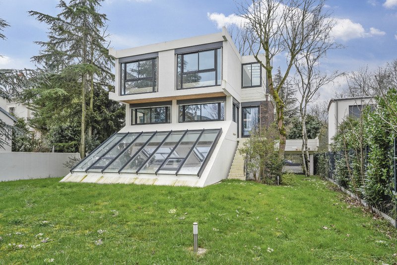 Villa in Ledru Rollin, Le Perreux-sur-Marne, France 1 - 15870532