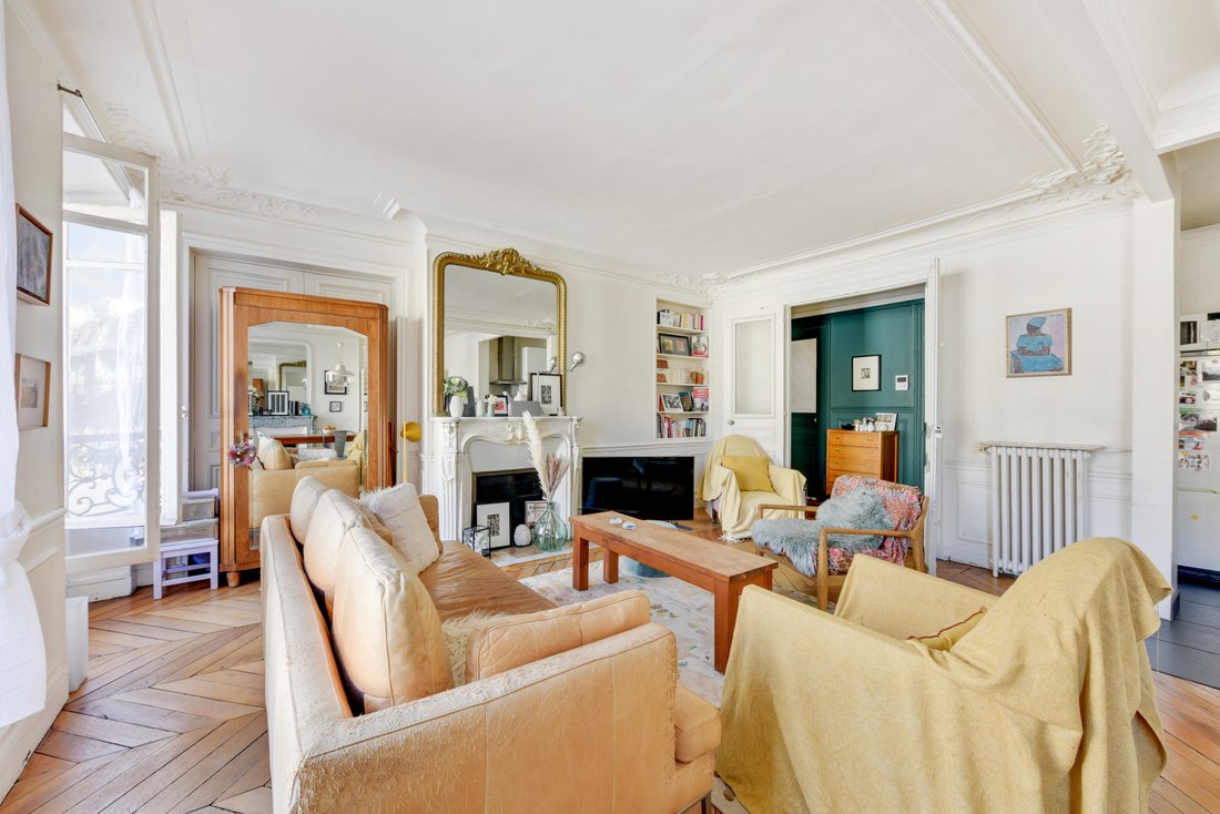 Apartment in Palais Royal, Paris 1er Arrondissement, Paris 4 - 15869026