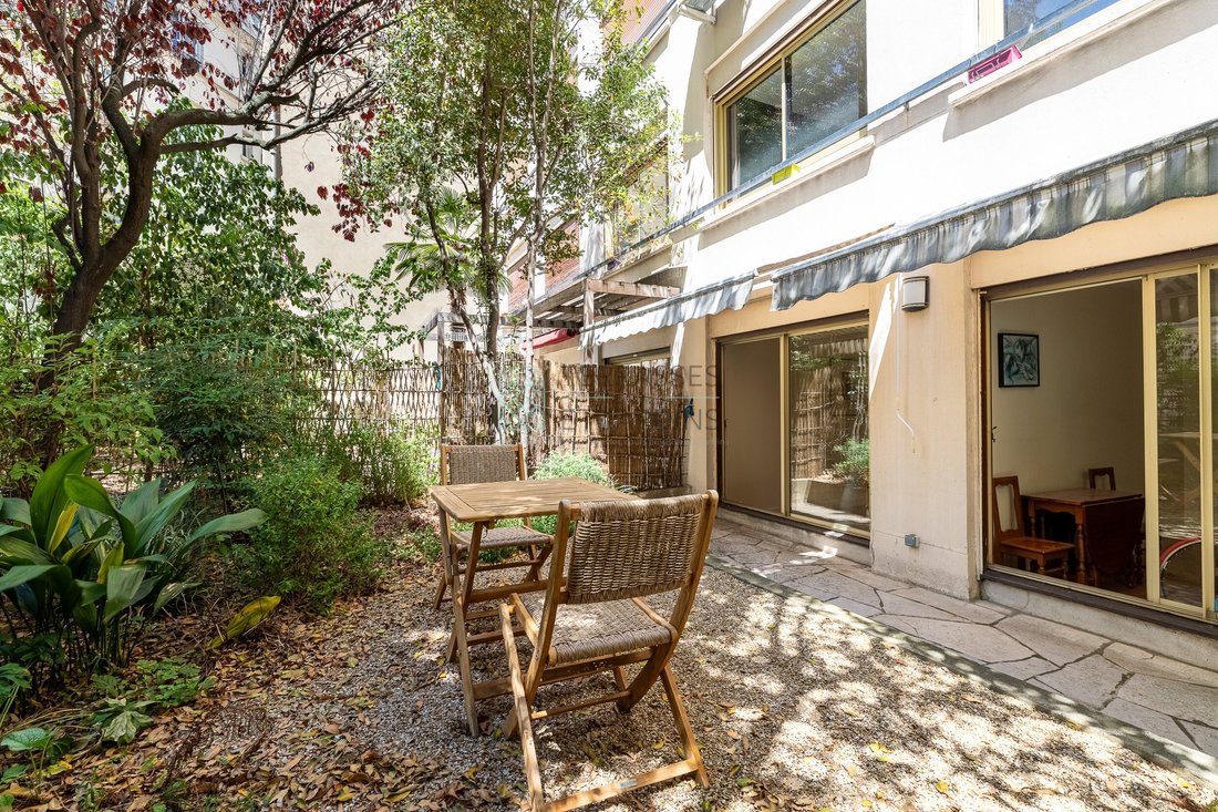 Apartment in Palais Royal, Paris 1er Arrondissement, Paris 2 - 15869687