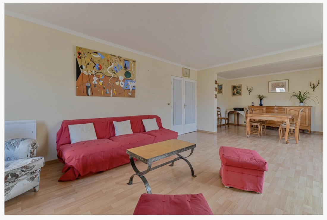 Apartment in Palais Royal, Paris 1er Arrondissement, Paris 4 - 15869540