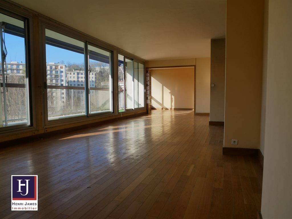 Apartment in Forêt de Fausses Reposes, Ville-d'Avray, France 4 - 15868681