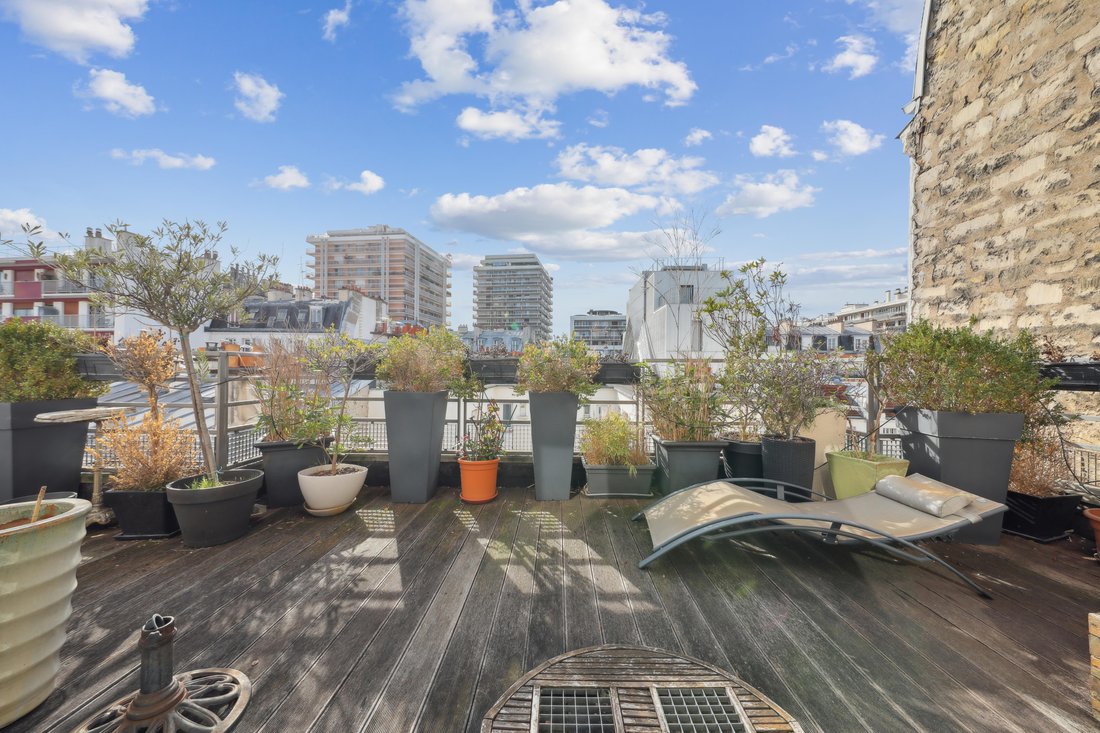 Apartment in Palais Royal, Paris 1er Arrondissement, Paris 2 - 15869853