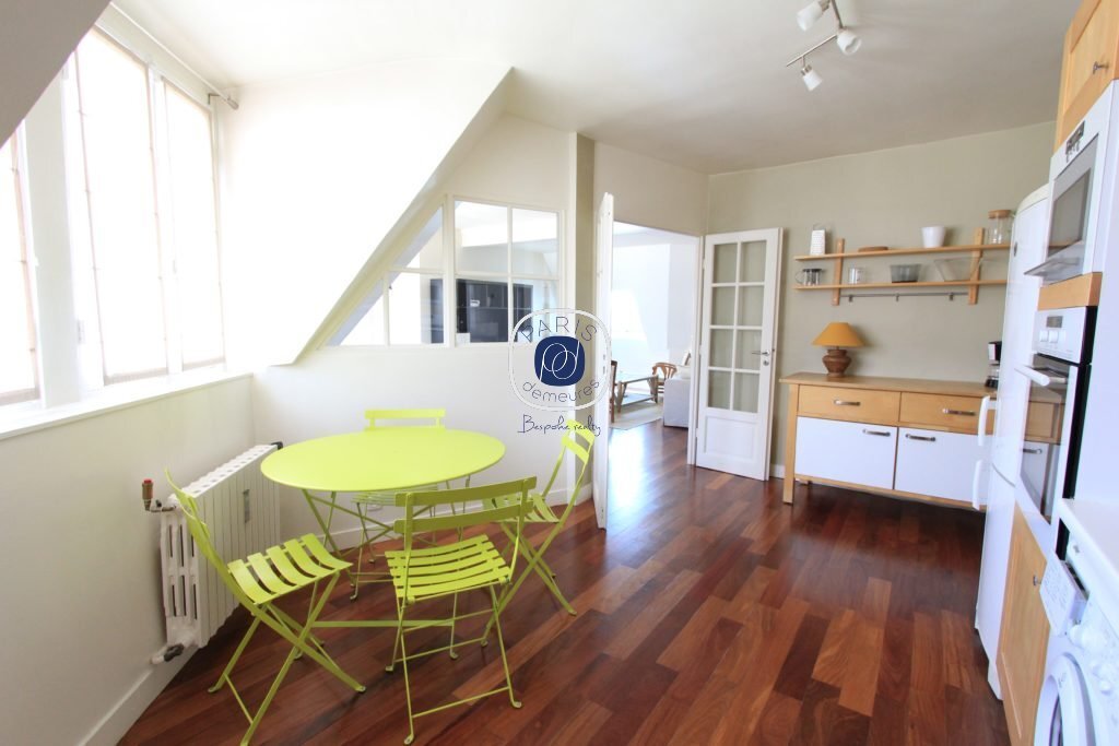 Apartment in Palais Royal, Paris 1er Arrondissement, Paris 3 - 15868784