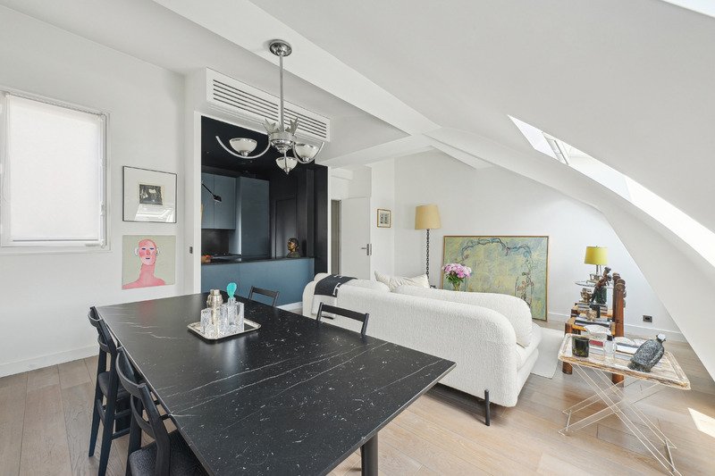 Apartment in Palais Royal, Paris 1er Arrondissement, Paris 5 - 15868734