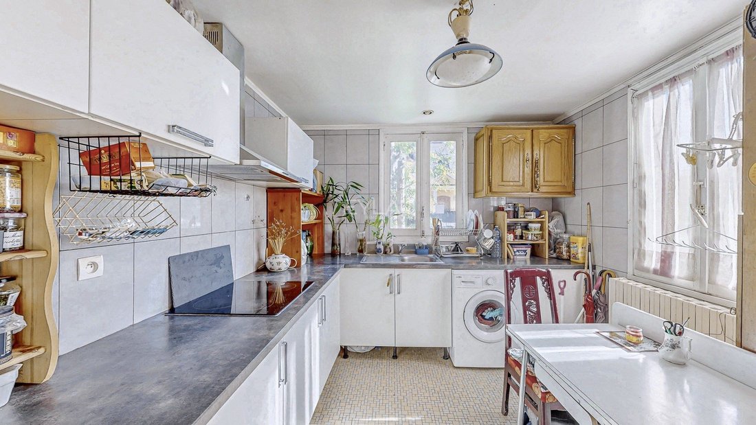 House in Vitry-sur-Seine, Ile-de-France, France 4 - 15868977