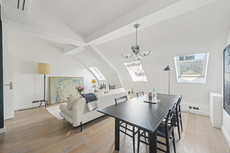 Apartment in Palais Royal, Paris 1er Arrondissement, Paris 2 - 15868734