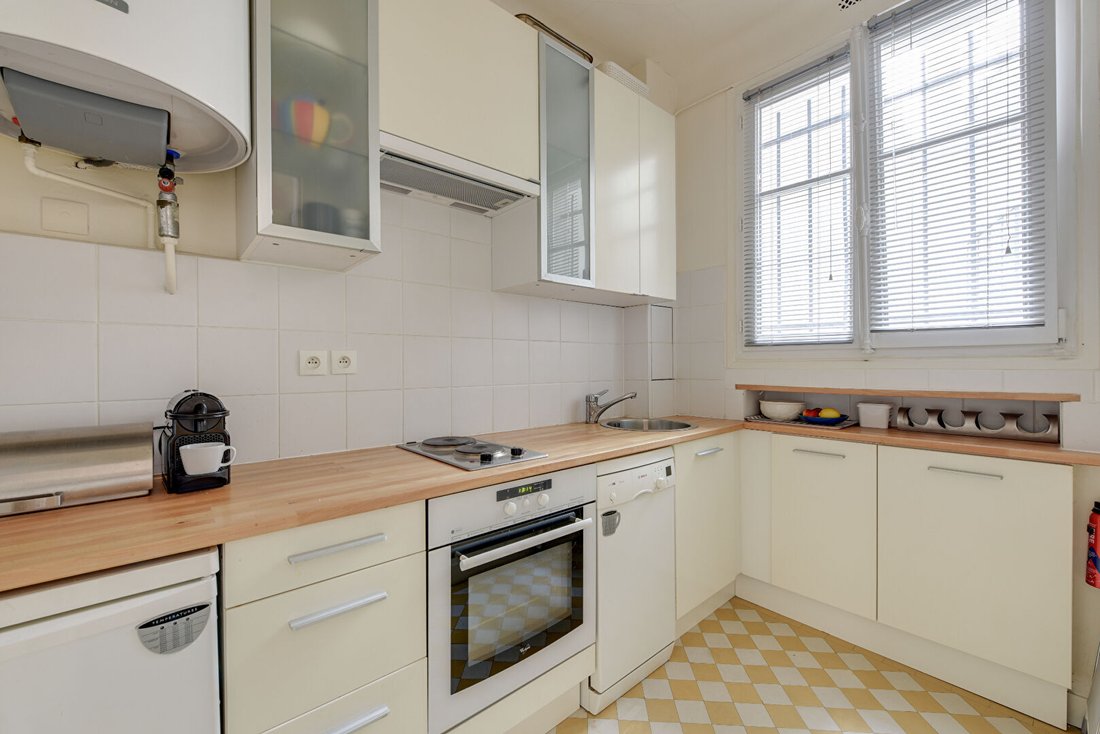Apartment in Bois de Boulogne, Paris 16e Arrondissement, Paris 4 - 15868639