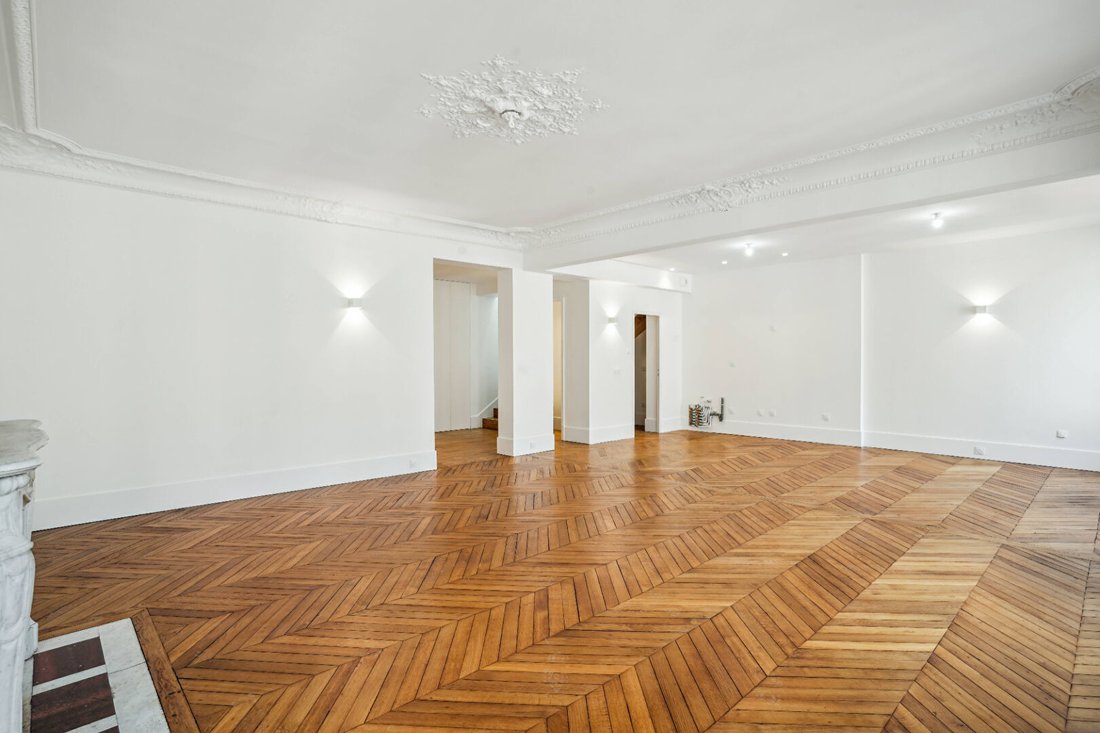 Apartment in Montmartre, Paris 18e Arrondissement, Paris 3 - 15869688