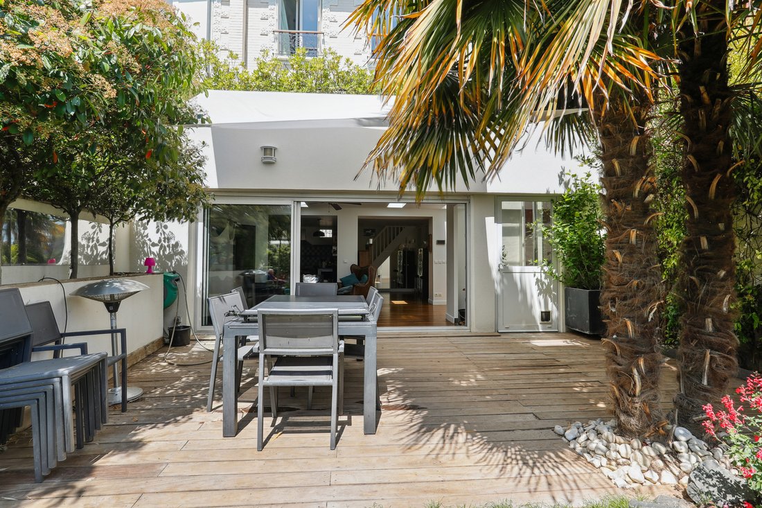 House in Nogent-sur-Marne, Ile-de-France, France 2 - 15869934