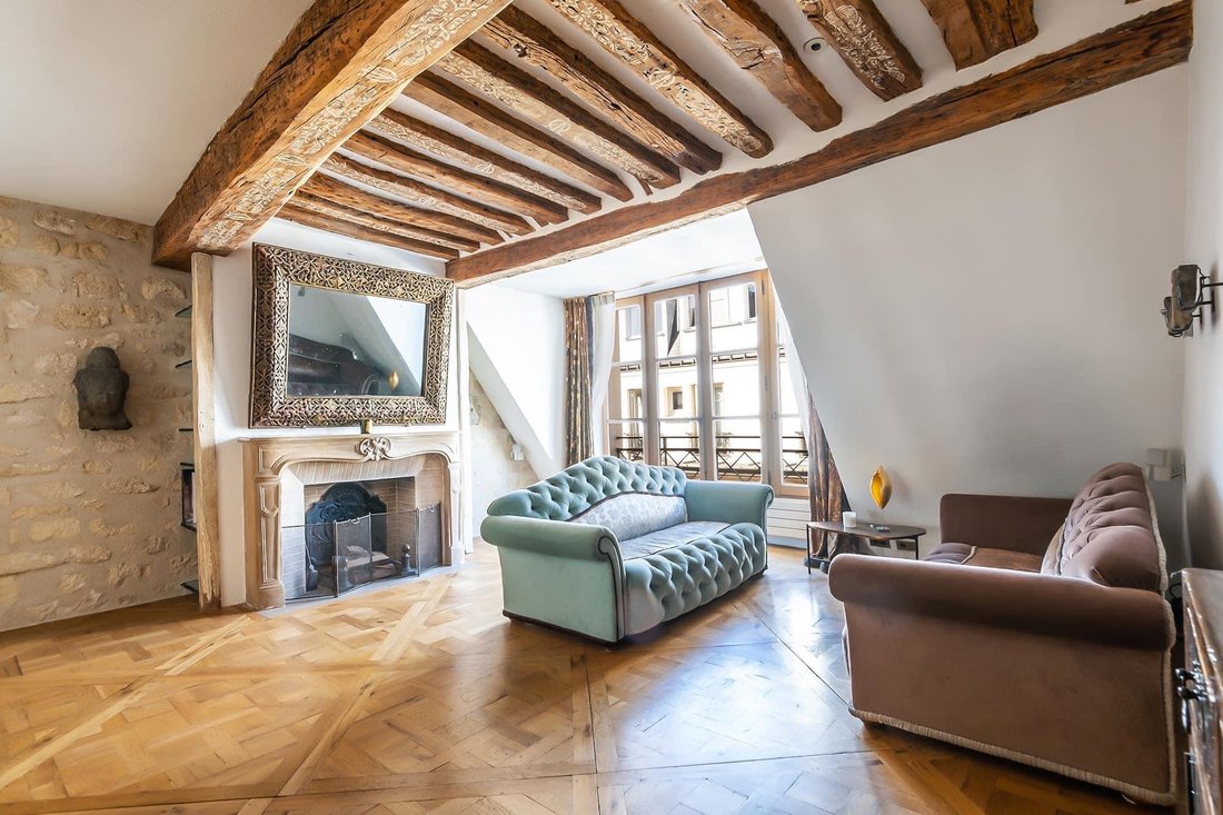Apartment in Palais Royal, Paris 1er Arrondissement, Paris 2 - 15870240