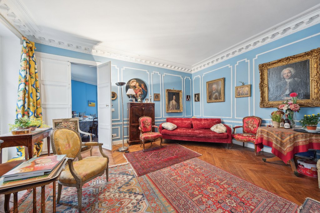Apartment in Palais Royal, Paris 1er Arrondissement, Paris 2 - 15869839