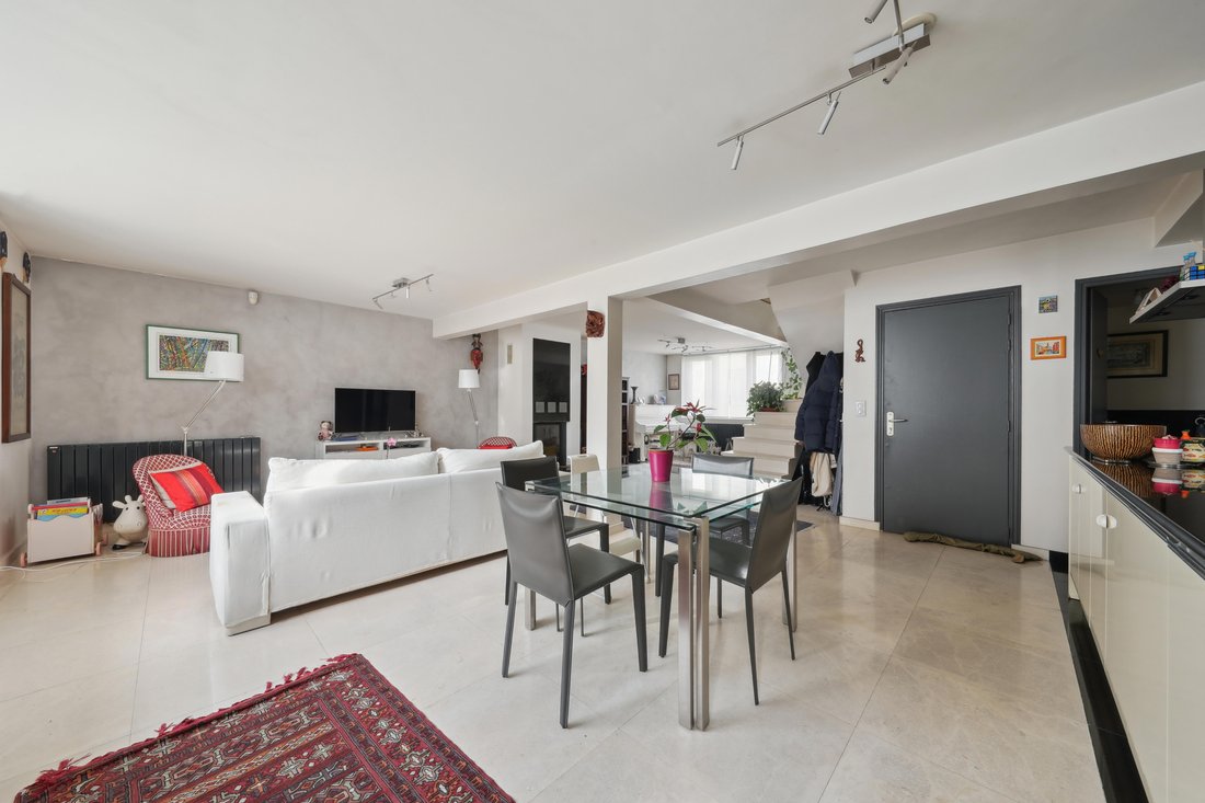 Apartment in Palais Royal, Paris 1er Arrondissement, Paris 5 - 15869853