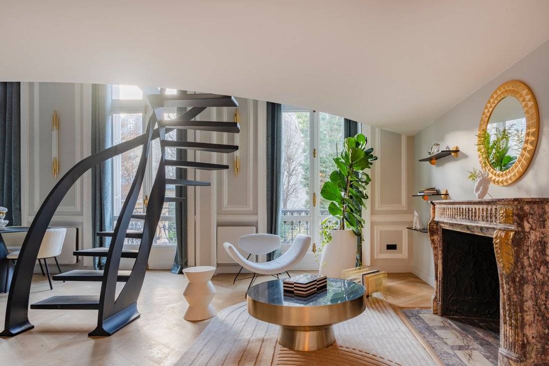 Apartment in Grange Aux Belles-Terrage, Paris 10e Arrondissement, Paris 2 - 15869282