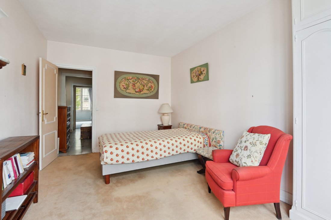 Apartment in Palais Royal, Paris 1er Arrondissement, Paris 5 - 15869933