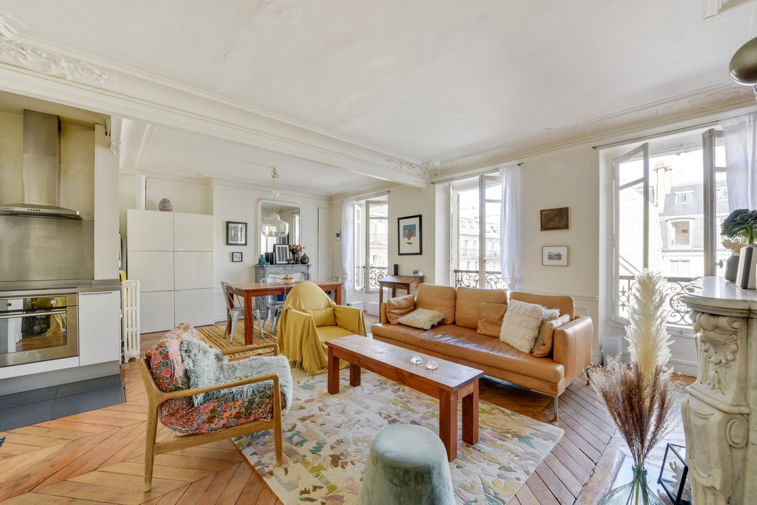 Apartment in Palais Royal, Paris 1er Arrondissement, Paris 3 - 15869026