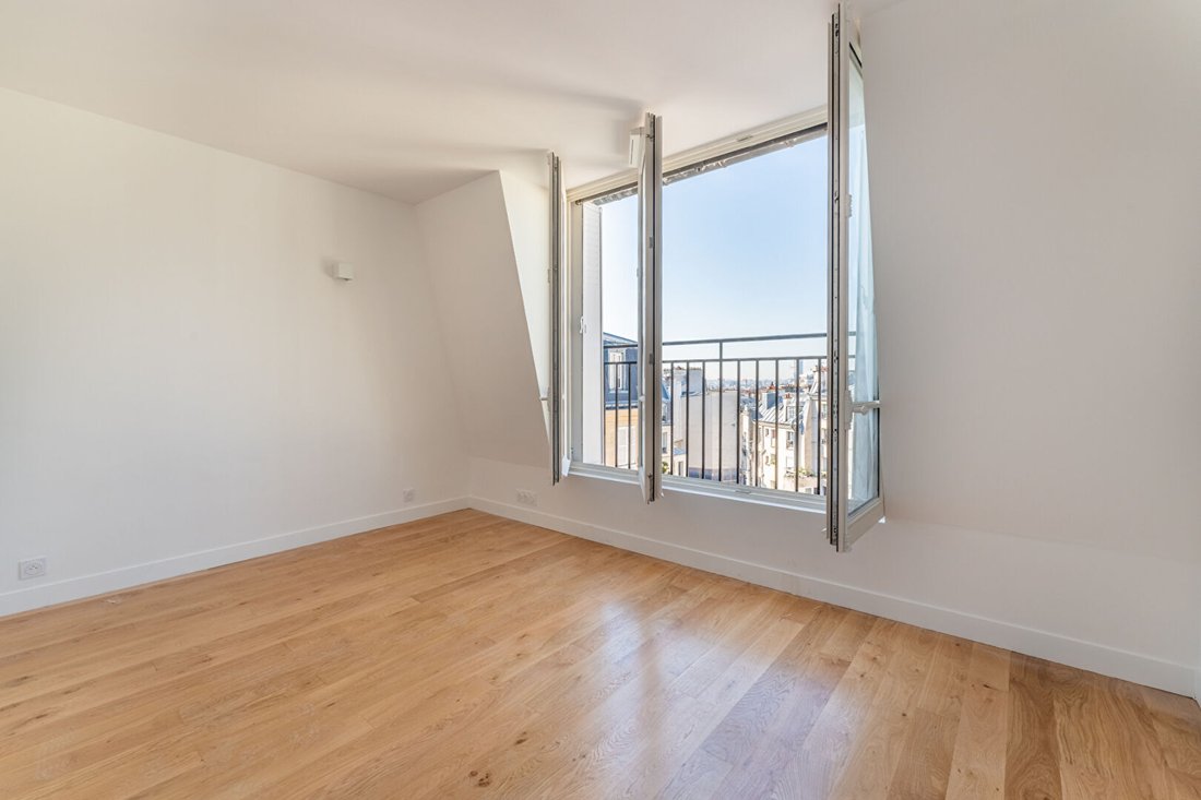Apartment in Clichy-Trinité, Paris 9e Arrondissement, Paris 5 - 15869851