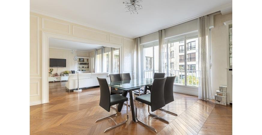 Apartment in Porte Dauphine, Paris 16e Arrondissement, Paris 4 - 15869556
