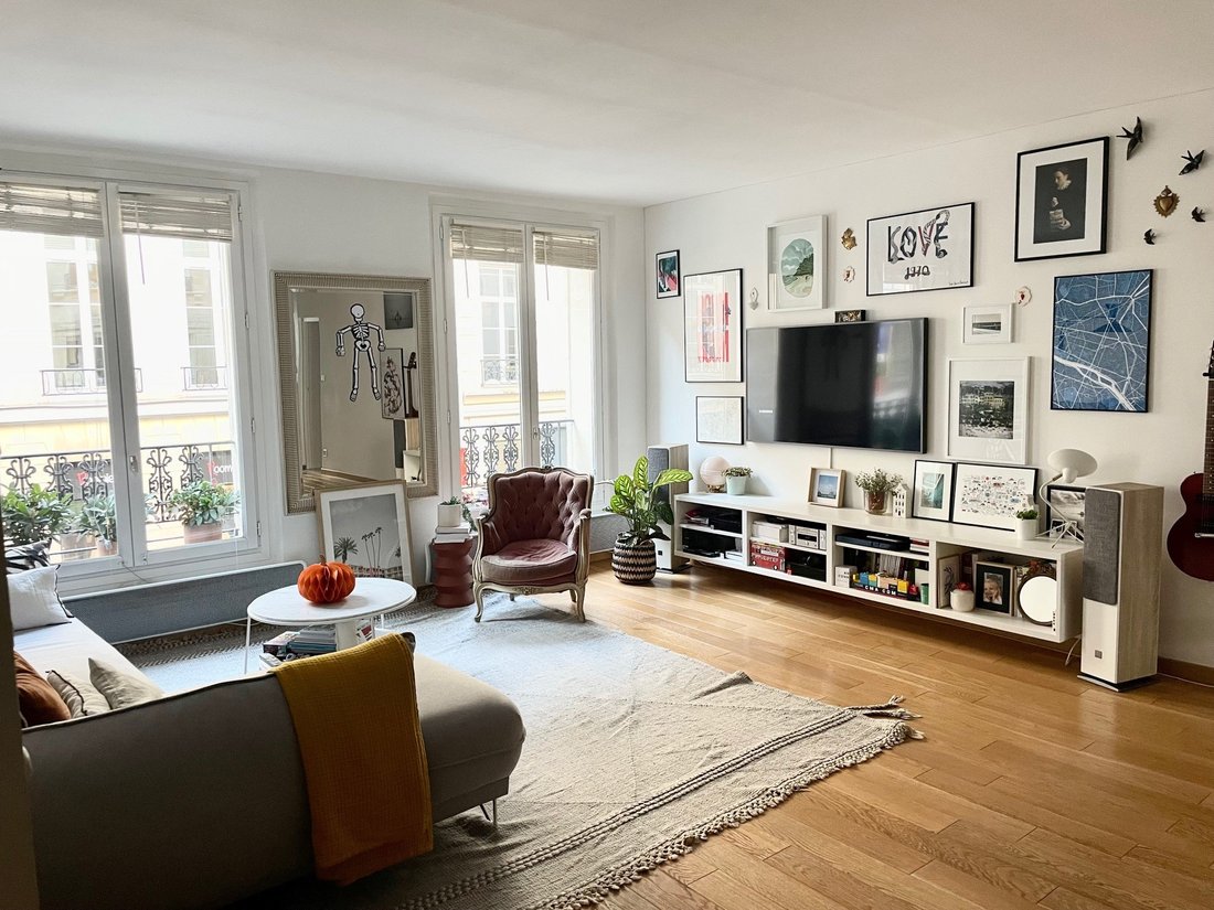 Apartment in Palais Royal, Paris 1er Arrondissement, Paris 1 - 15870385