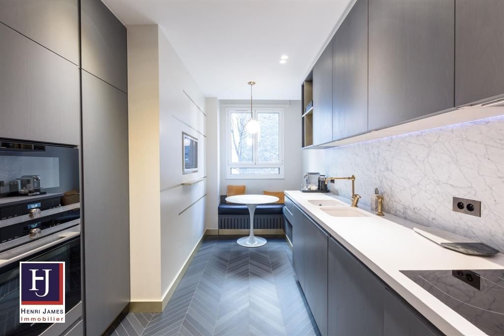 Apartment in Saint Gervais, Paris 4e Arrondissement, Paris 4 - 15869105