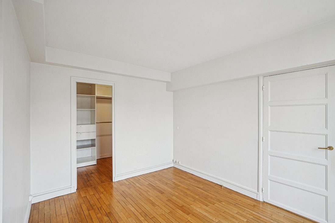 Apartment in Invalides, Paris 7e Arrondissement, Paris 5 - 15868772