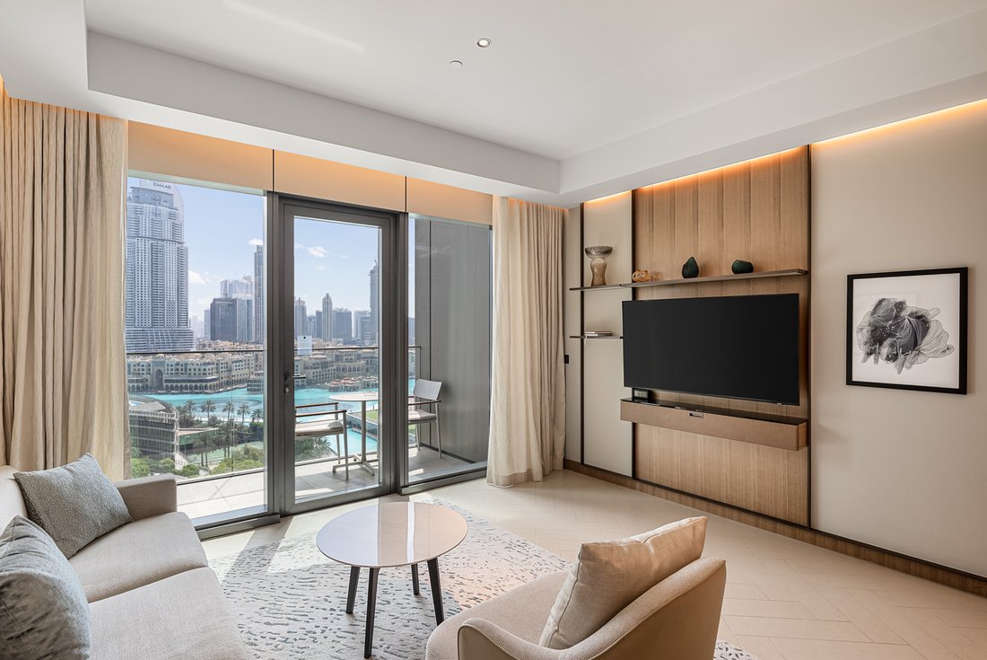 Apartment in Burj Khalifa Lake, Downtown Dubai, Dubai 4 - 15868454