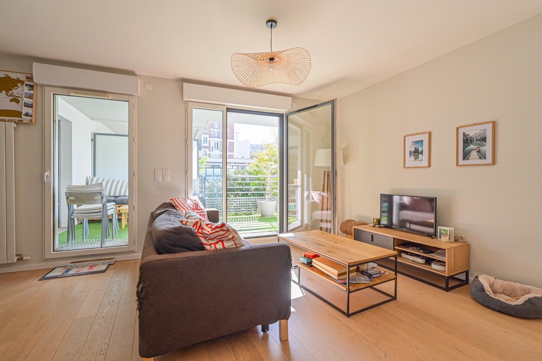 Apartment in Hôtel de Ville, Courbevoie, France 3 - 15869683