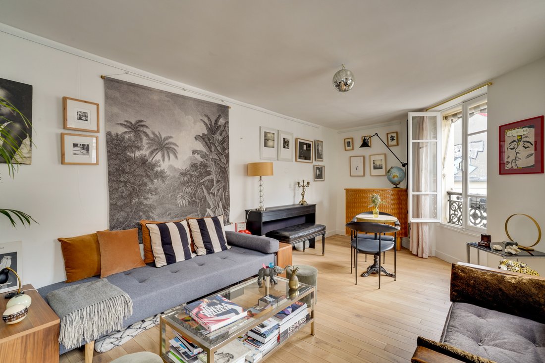 Apartment in Palais Royal, Paris 1er Arrondissement, Paris 1 - 15869822