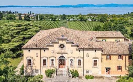 Villa in Pacengo, Veneto, Italy 1