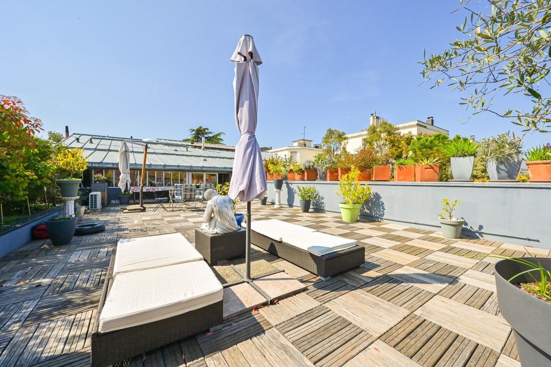 Apartment in Espaces Jeunes, Issy-les-Moulineaux, France 4 - 15869830