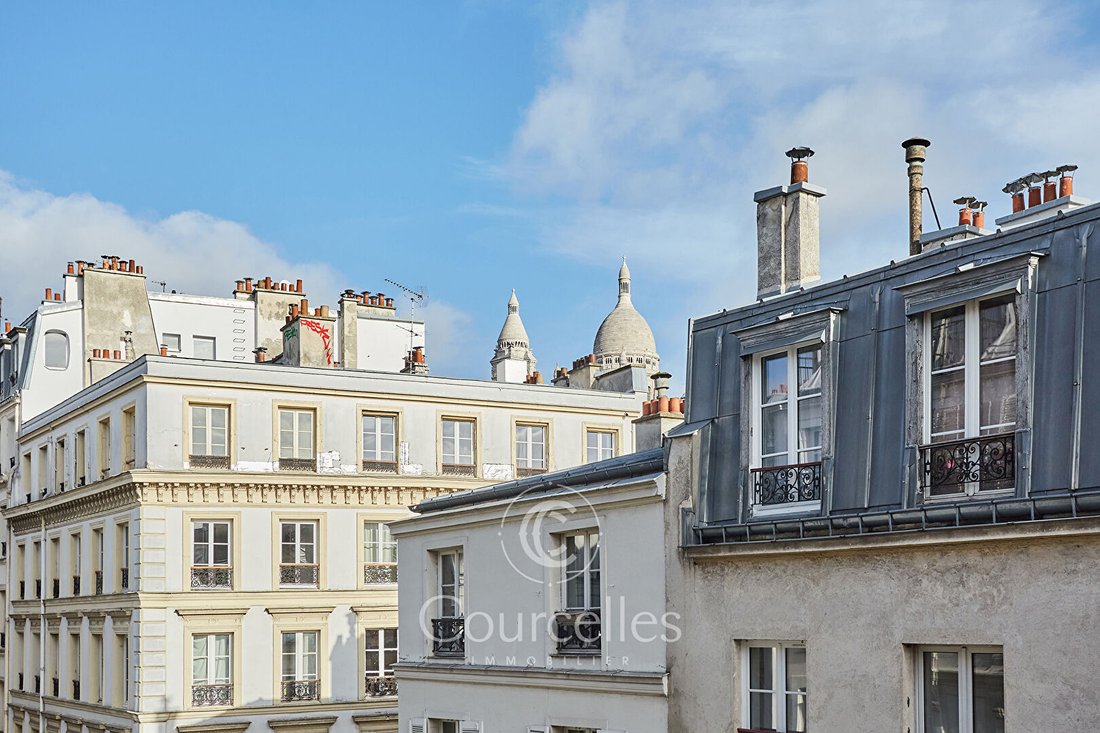 Apartment in Clignancourt-Jules Joffrin, Paris 18e Arrondissement, Paris 2 - 15869068