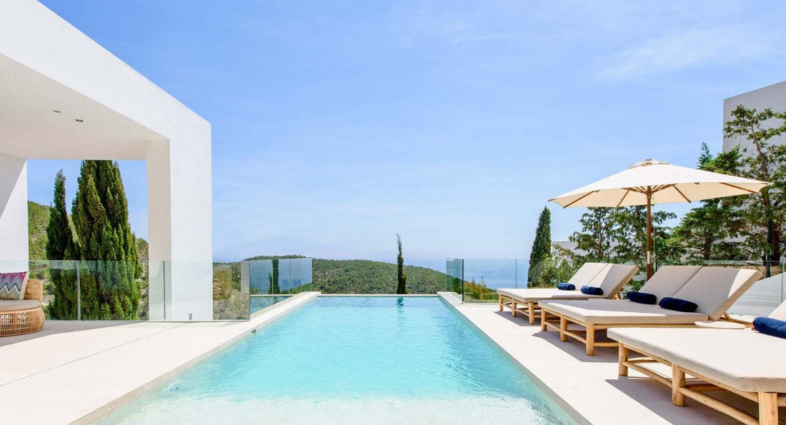 Villa in Roca Llisa, Santa Eularia des Riu, Balearic Islands 1 - 15098989