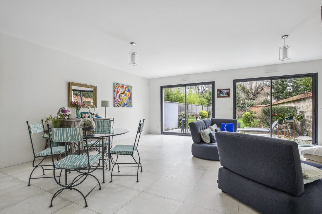 House in Chatou, Ile-de-France, France 3 - 15870484