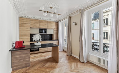 Apartment in Palais Royal, Paris 1er Arrondissement, Paris 1