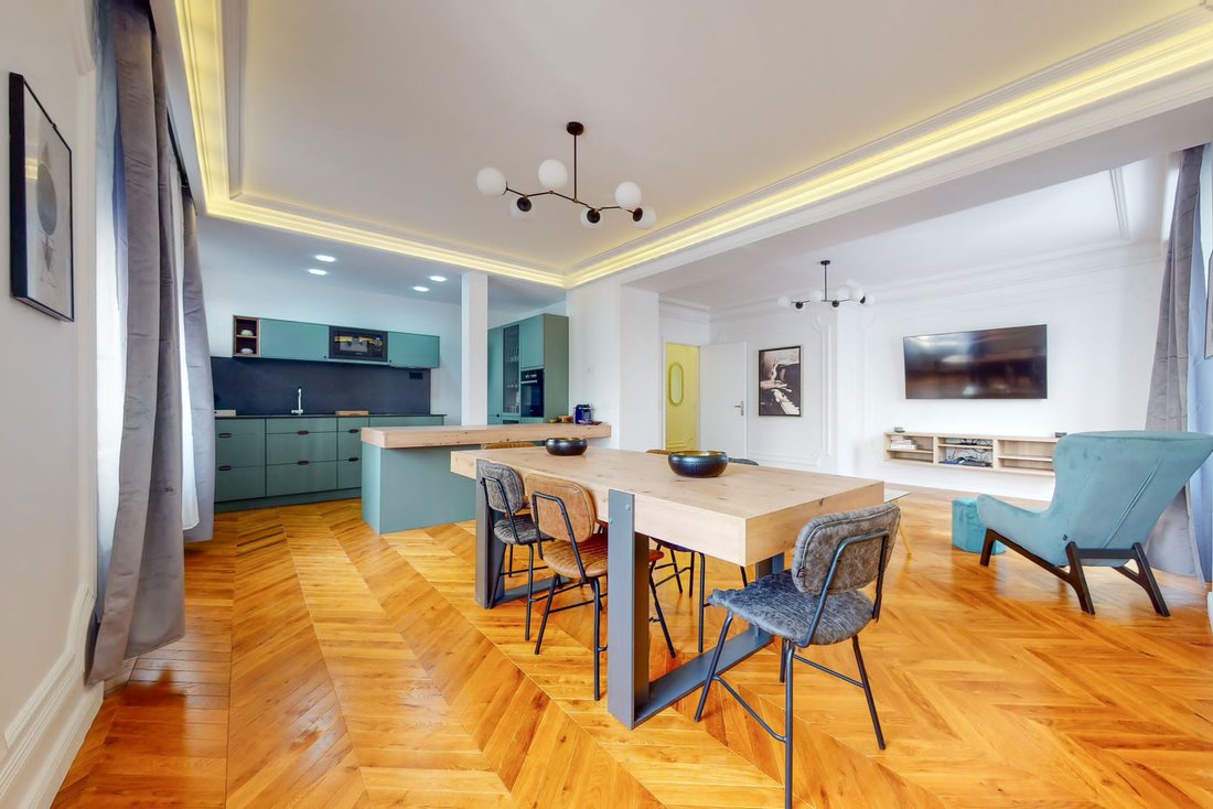 Apartment in Pereire-Malesherbes, Paris 17e Arrondissement, Paris 3 - 15870549