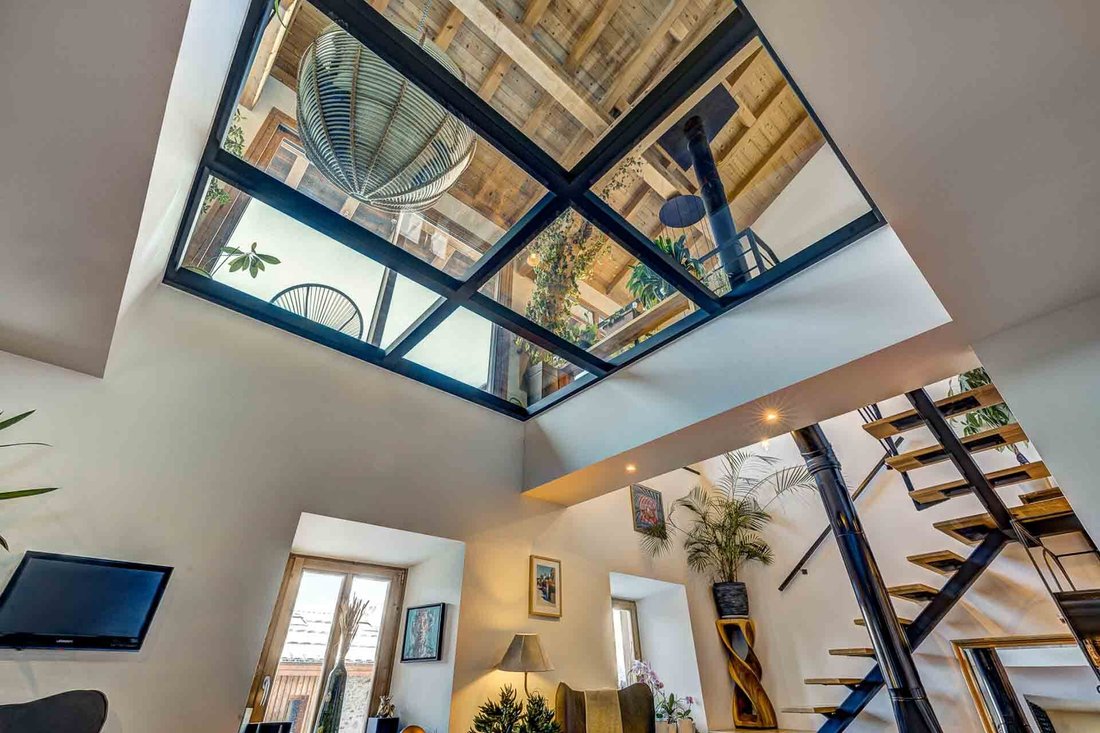 Chalet in Bourg-Saint-Maurice, Auvergne-Rhône-Alpes, France 2 - 15868390
