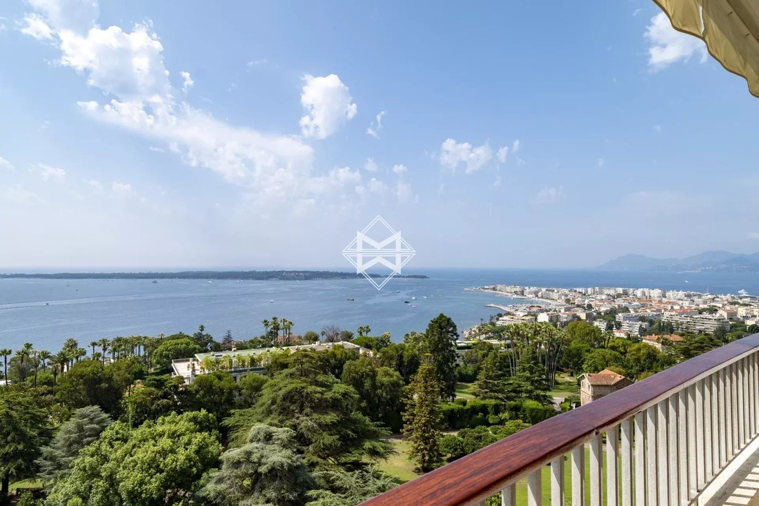 Apartment in Cannes, Provence-Alpes-Côte d'Azur, France 1 - 15870103