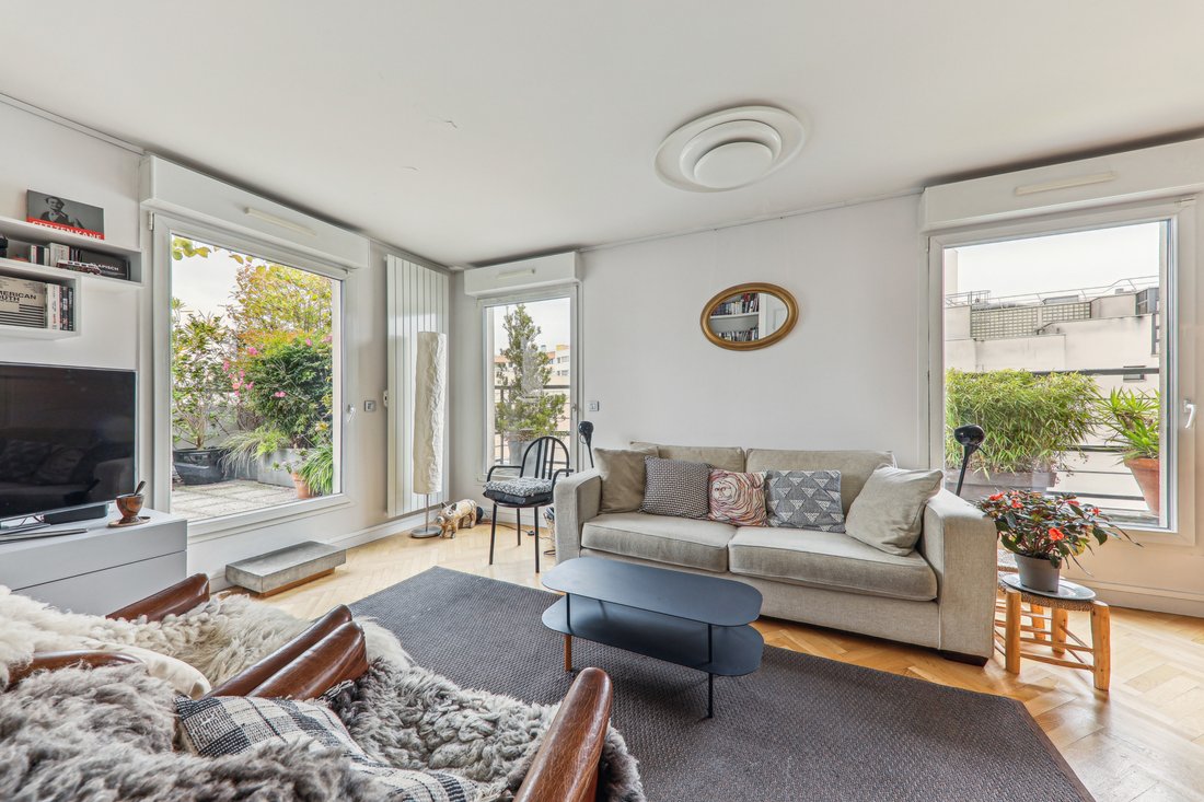 Apartment in Palais Royal, Paris 1er Arrondissement, Paris 2 - 15870436