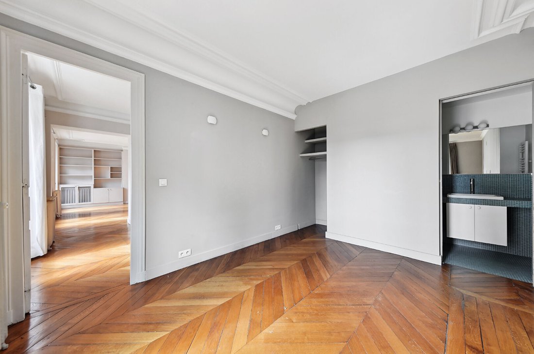 Apartment in Grange Aux Belles-Terrage, Paris 10e Arrondissement, Paris 5 - 15868891