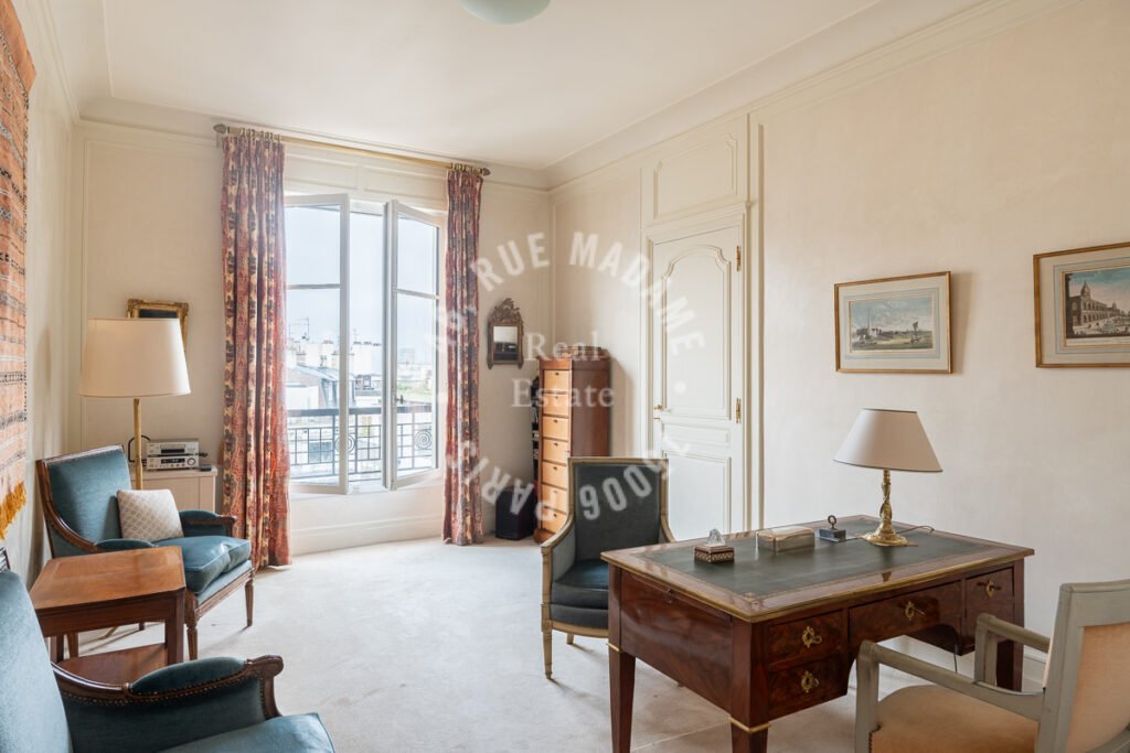 Apartment in Odéon, Paris 6e Arrondissement, Paris 5 - 15868949